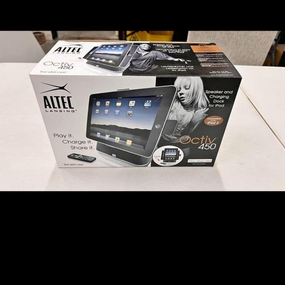 Active 450 speaker and charging dock for iPad, iPhone, iPod perfect gift. - Picture 8 of 8